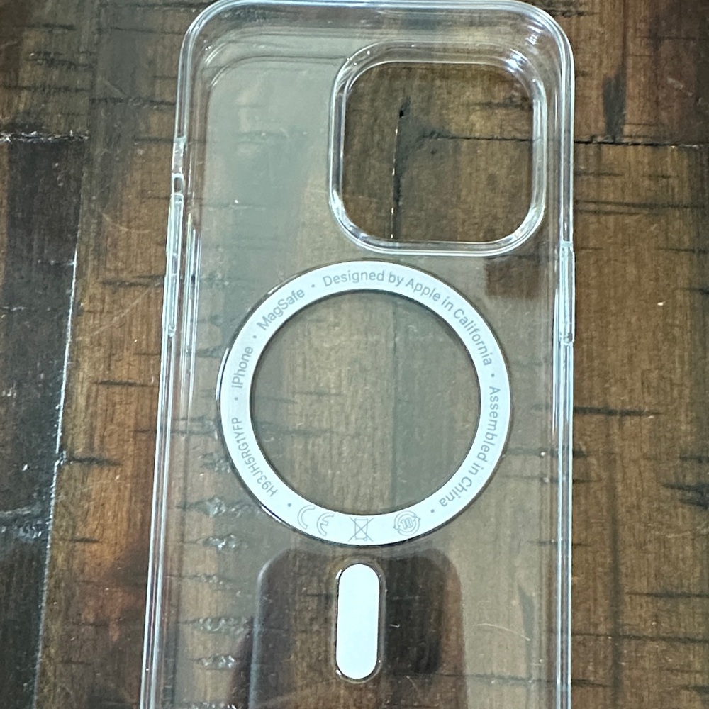 Apple Transparent iPhone Case with MagSafe